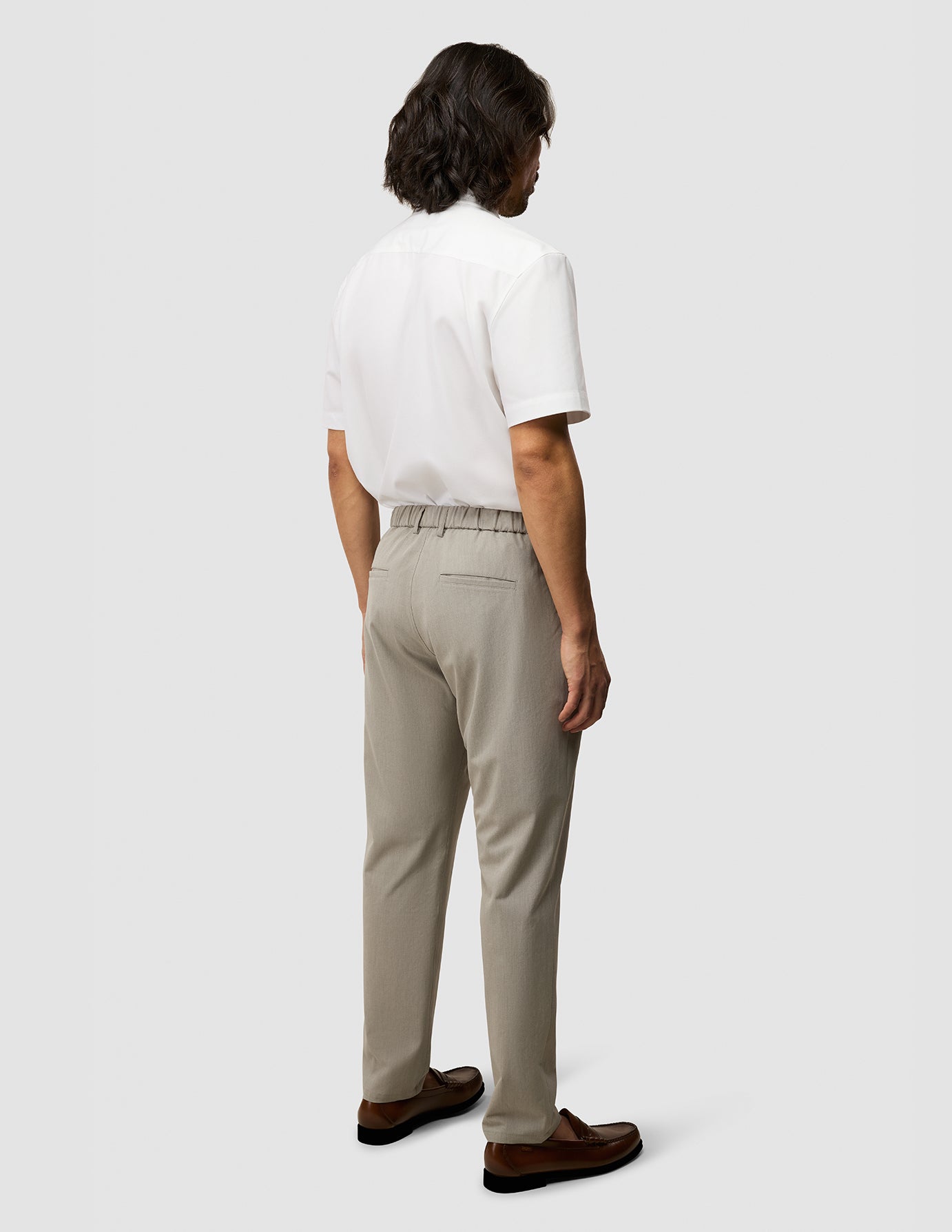 Pantalones elásticos Juan de color beige crudo
